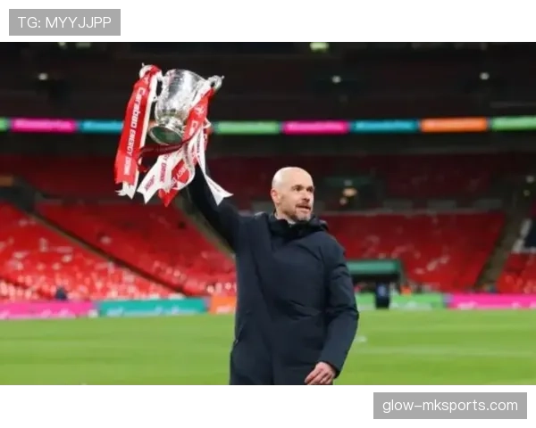 滕哈赫战术革新持续发力，重塑英超竞争格局引关注