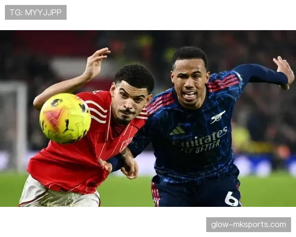 赖斯携手队友默契配合，助球队斩获关键胜利状态回升