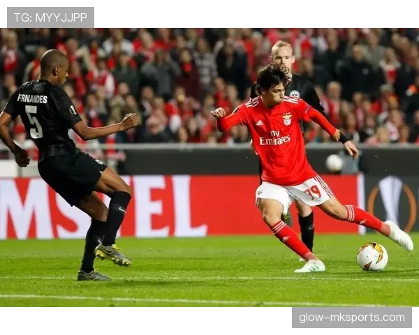 菲利克斯的影锋与前腰融合战术解析